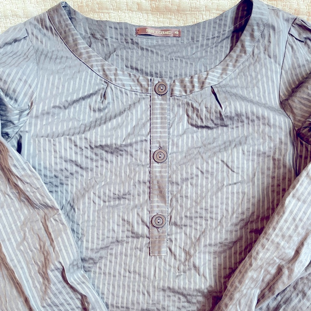 PATRICK GERARD PINSTRIPE TOP